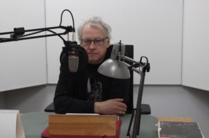 Jau netrukus! Pirmoji grožinės literatūros knyga suaugusiesiems lengvai suprantama kalba